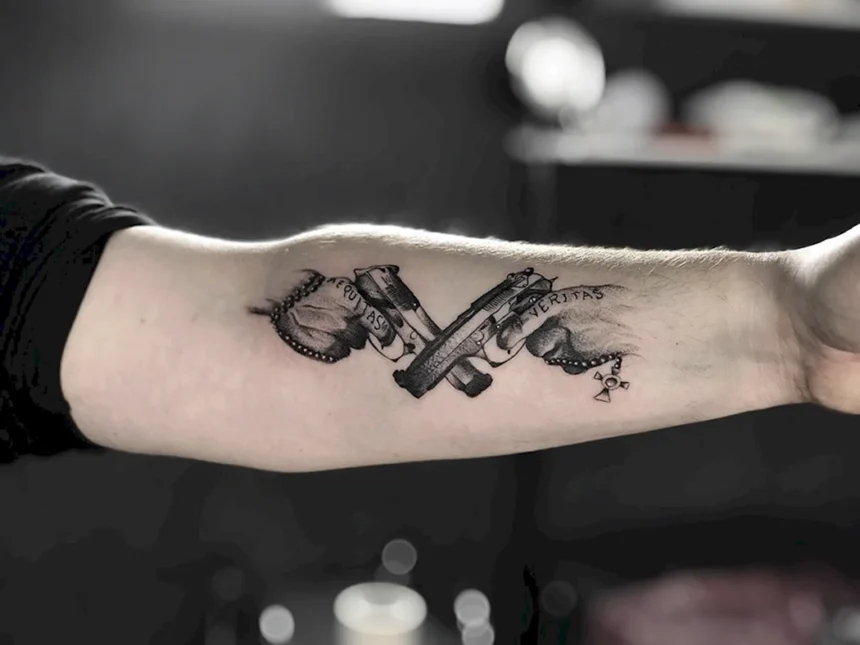 тату на руку