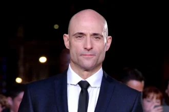 марк стронг